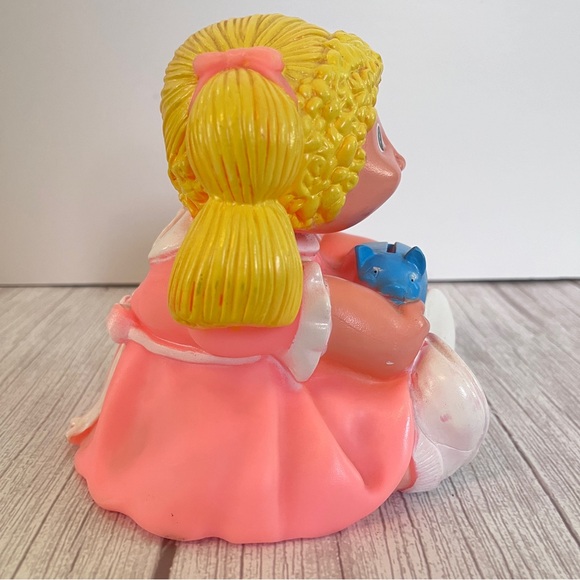 Vtg Cabbage Patch Kid 1983 Plastic Vinyl Bank Blonde Girl Pink Dress Blue Eyes - Picture 3 of 8